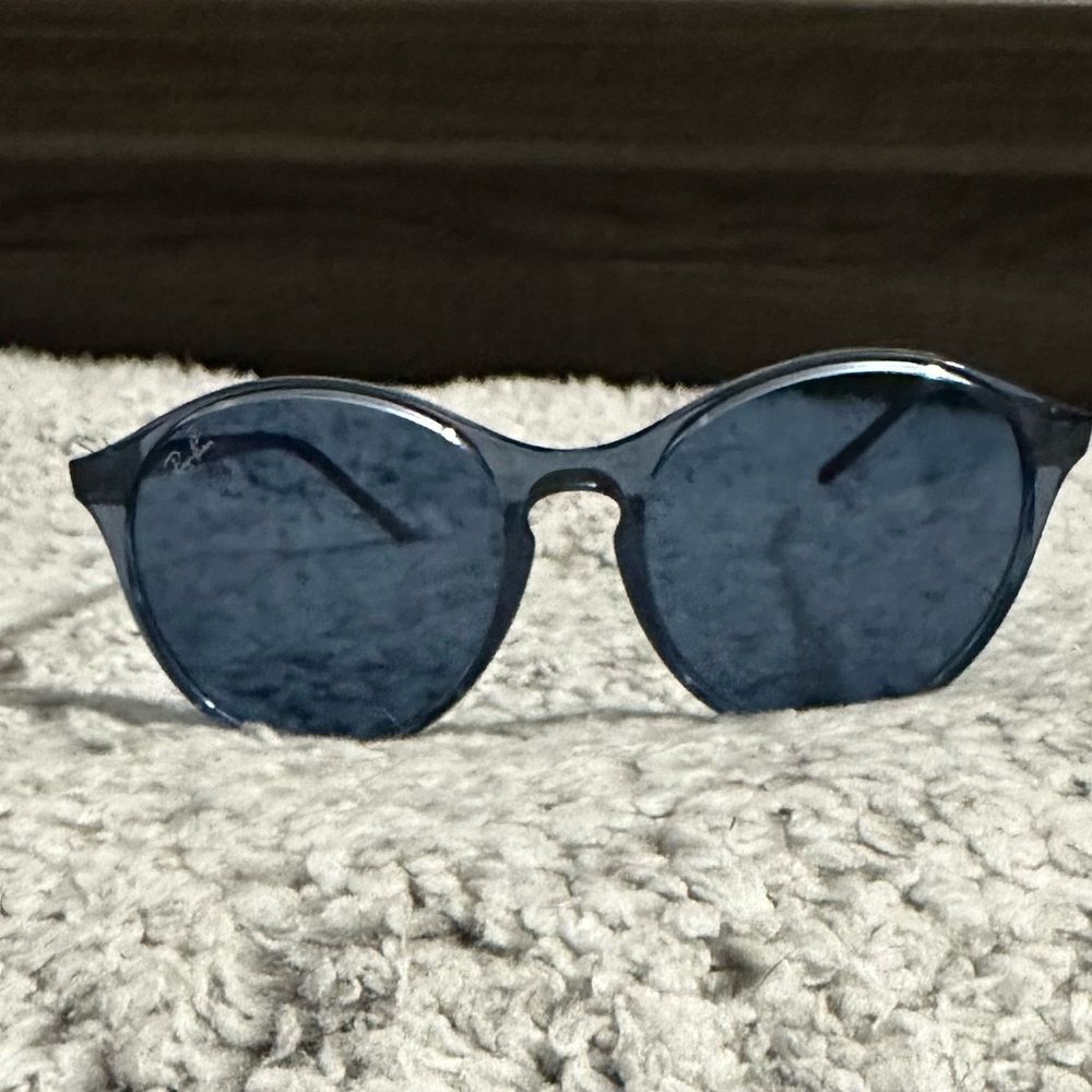 Ray-Ban Navy Blue Sunglasses